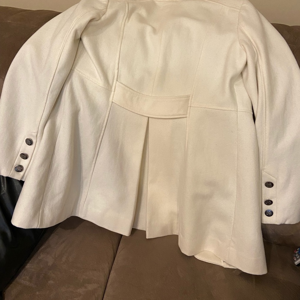 Guess Coat - image 4